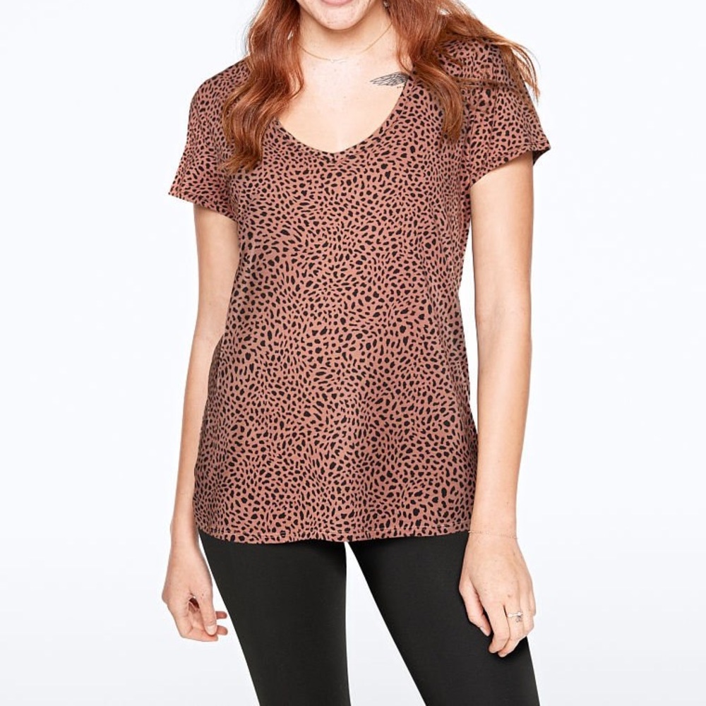 VS PINK EVERYDAY V-NECK T-SHIRT NEW NWT NIP